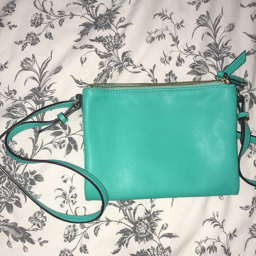 Turquoise Three Pocket Purse NEVER USED